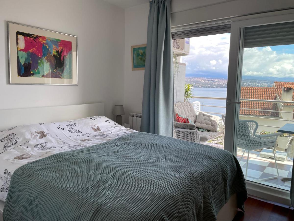 Old Lady Opatija Lejlighed Eksteriør billede